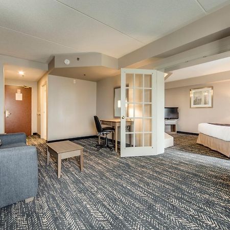 Monte Carlo Inn Brampton Exterior foto