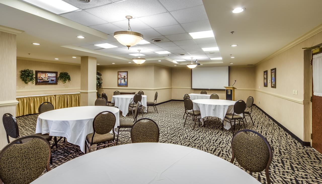 Monte Carlo Inn Brampton Exterior foto