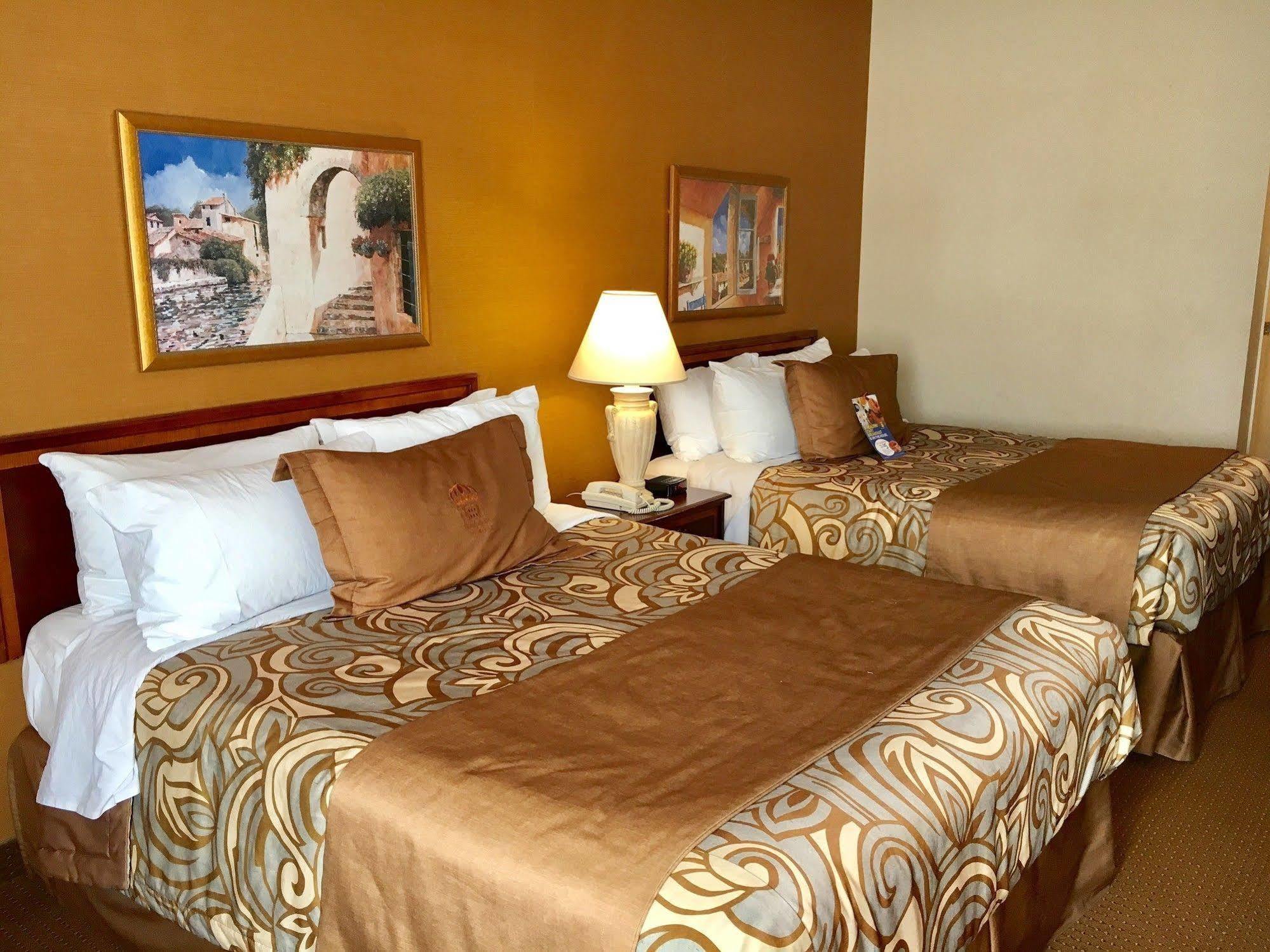 Monte Carlo Inn Brampton Exterior foto
