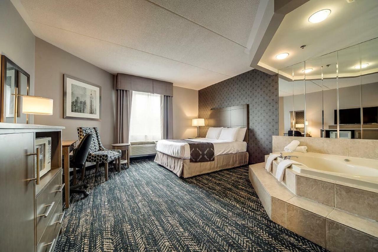 Monte Carlo Inn Brampton Exterior foto
