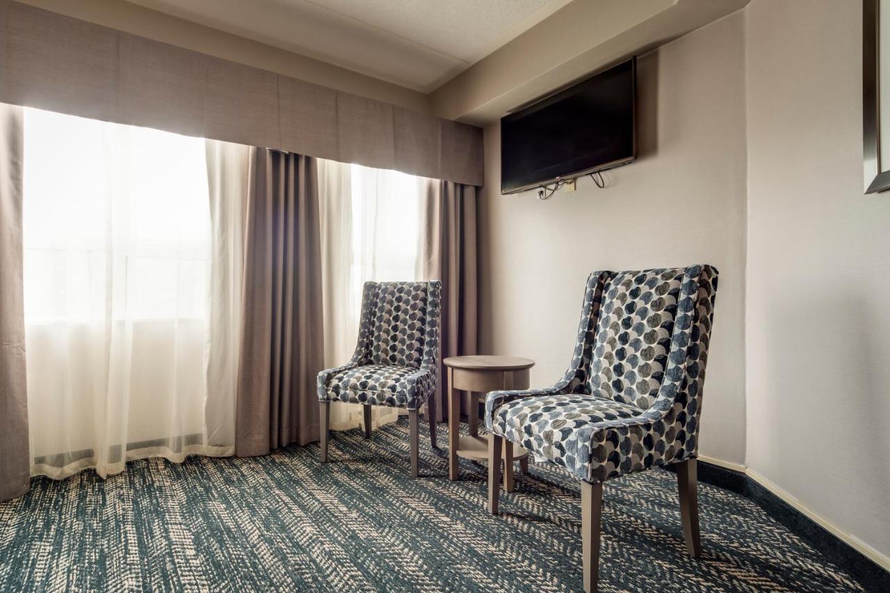 Monte Carlo Inn Brampton Exterior foto