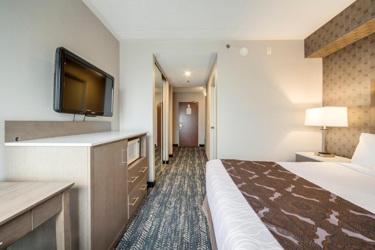 Monte Carlo Inn Brampton Exterior foto